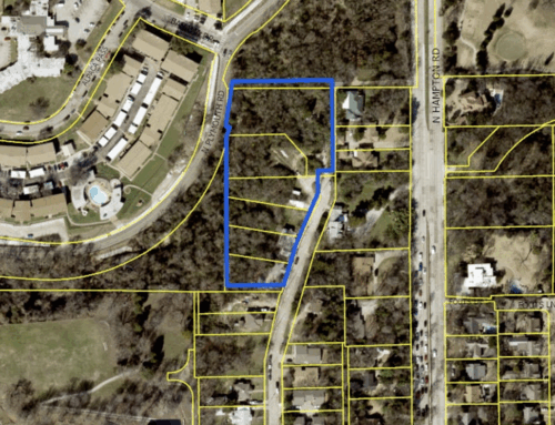 Oak Cliff neighbors oppose apartment development along single-family street, seek middle-ground alternatives